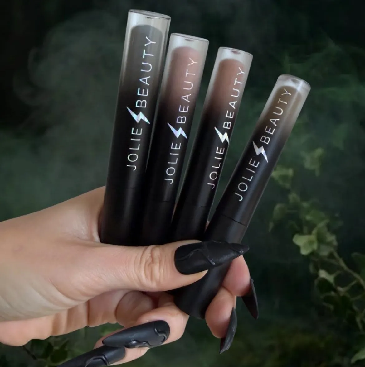 Jolie Beauty Cryptic - Nestemäinen huulipuna