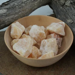 Keltainen jade - Raakakivi