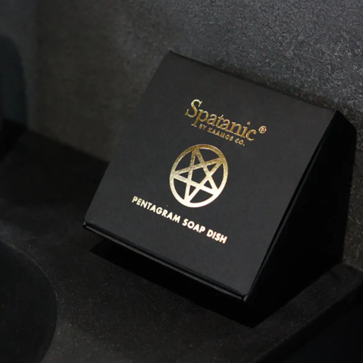 Spatanic Pentagrammi-saippualautanen, musta