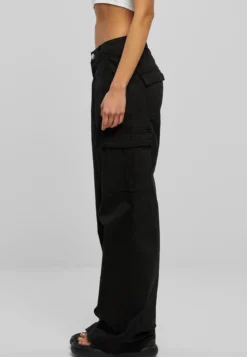 Urban Classics High Waist Wide Leg Twill - Reisitaskuhousut