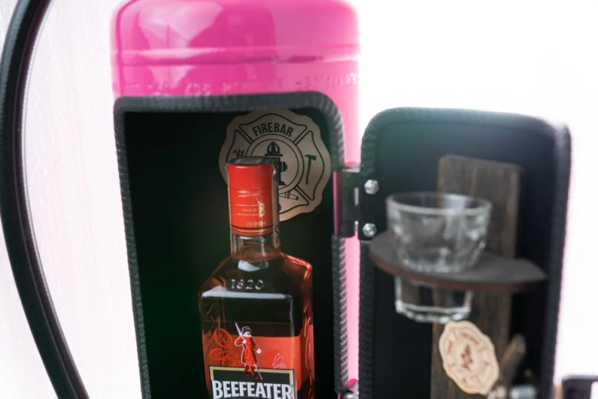 Vaahtosammutin Baarikaappi - Firebar (Pink)